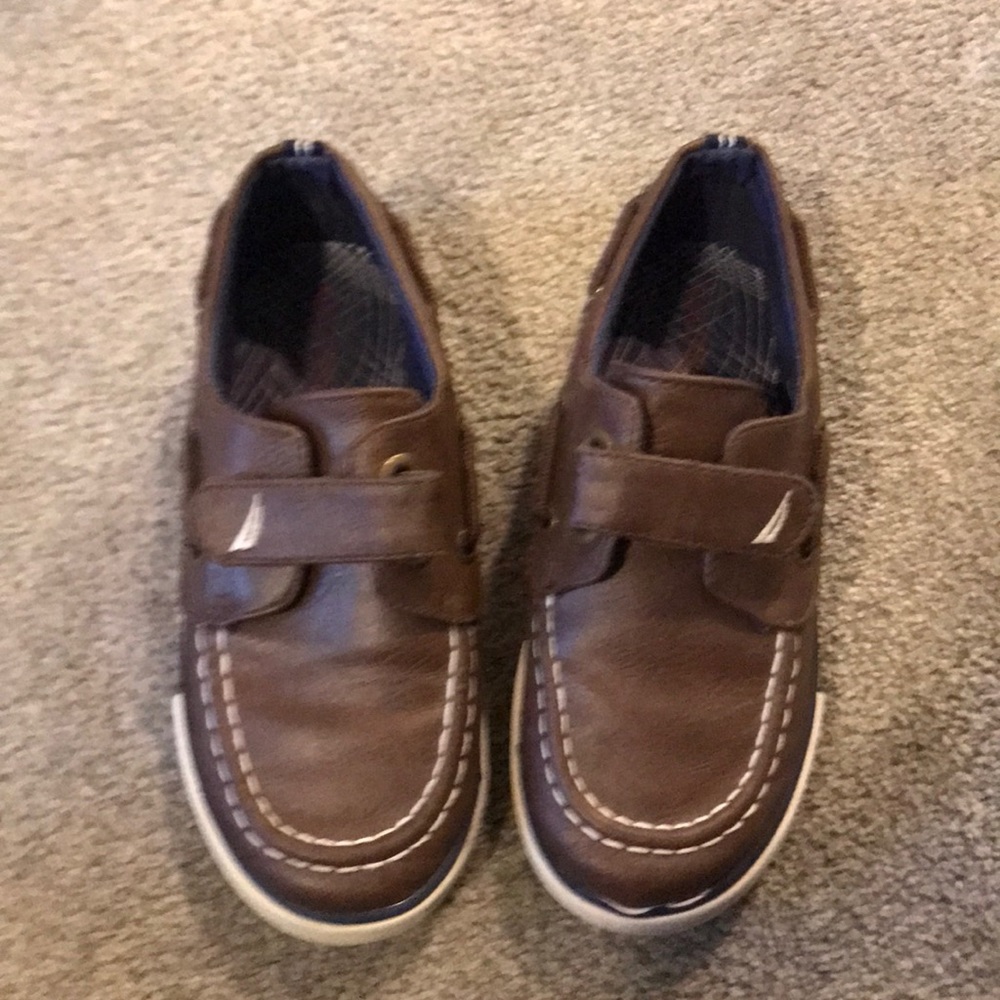 Boys brown dress shoes